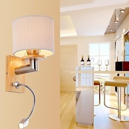 Luminária de parede One Light com luz de leitura