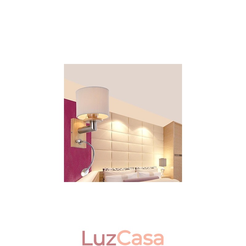 Luminária de parede One Light com luz de leitura