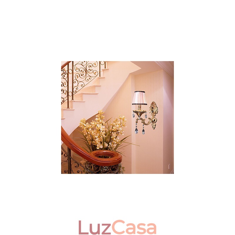 Elegante Luminária de Parede de Cristal em Rosa