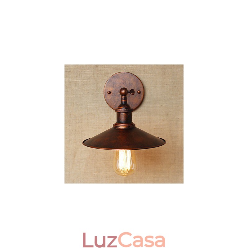 Vila de estilo industrial minimalista em frente ao corredor da igreja, arandela decorativa de bronze vermelho, guarda-chuva nostálgico