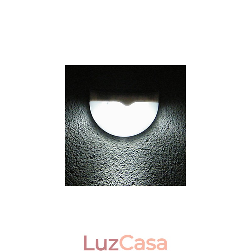 A nova lâmpada de parede solar com controle de som e luz, luz de jardim, lâmpada de cerca, luzes de villa