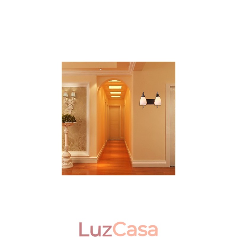 Luminária de parede 2 luzes em abajur branco