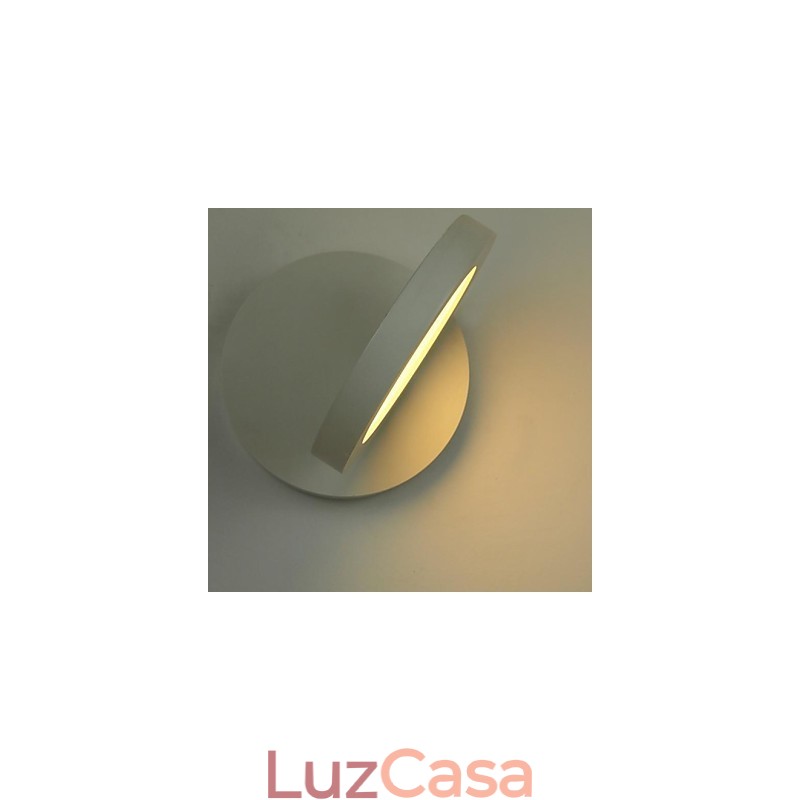 Apliques de parede modernos e contemporâneos em metal