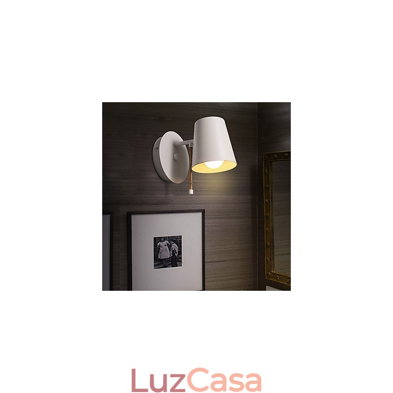 Luminária de parede moderna contemporânea com luz ambiente