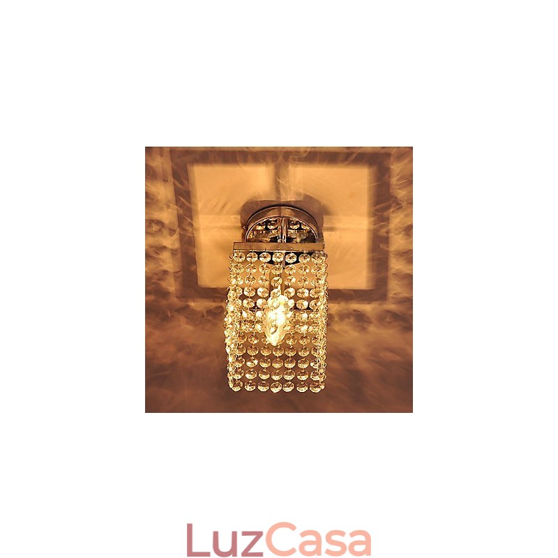 Pintura em estilo moderno e contemporâneo de cristal em miniatura com montagem embutida