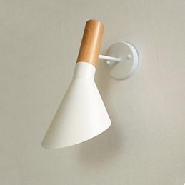 Moderno Simples Sala de estar Cama Ferro Forjado Imitação Madeira Luminária de Parede