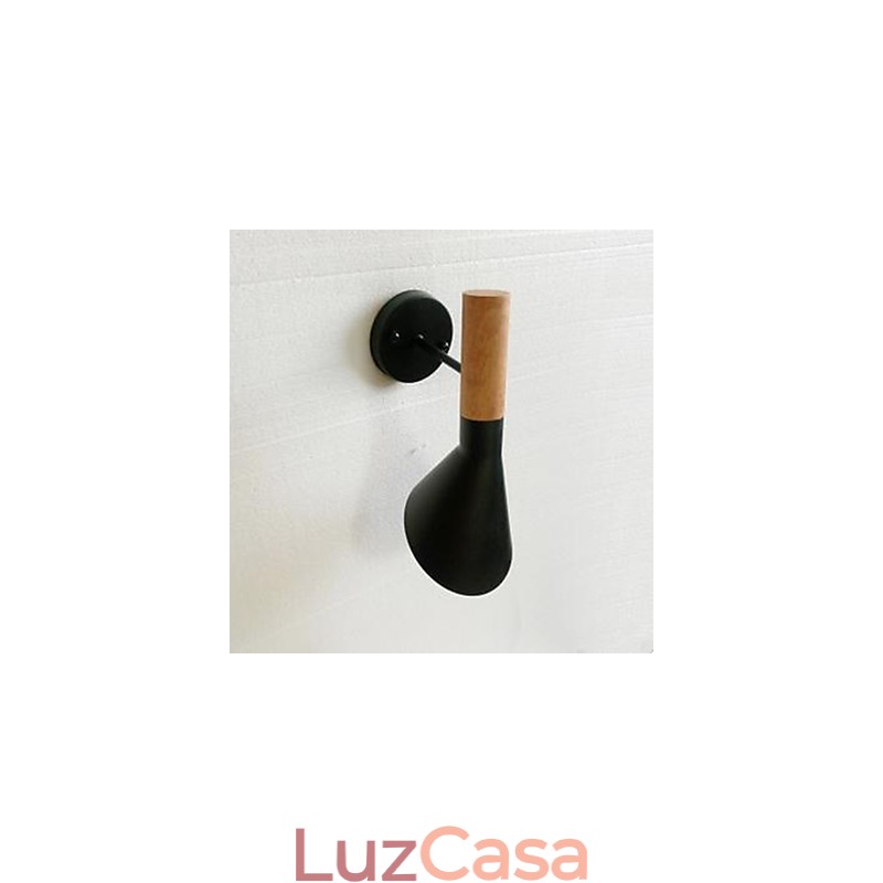 Moderno Simples Sala de estar Cama Ferro Forjado Imitação Madeira Luminária de Parede