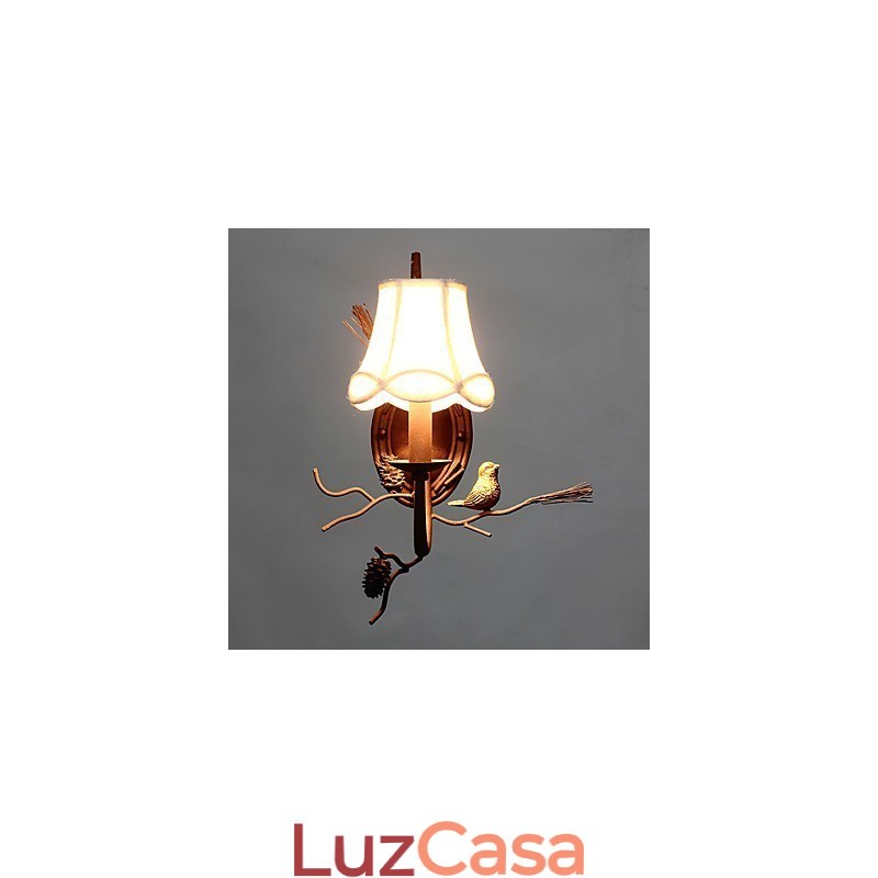 Luminária de parede vintage de metal com pássaro de resina e pinha da América do Norte, adequada para sala de estar, sala de jantar, luminária de parede