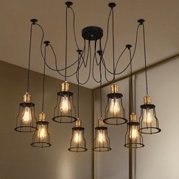 Designers do país pintando lustre de metal