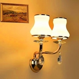 Recurso moderno e contemporâneo galvanizado para luzes de parede de proteção ocular em estilo mini cristal