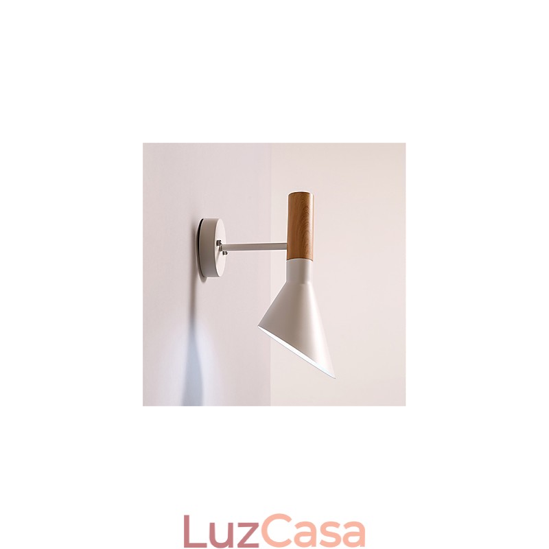 Luminárias de parede de metal com grão de madeira estilo norte da Europa, sala de estar, restaurante, ângulo de luz ajustável