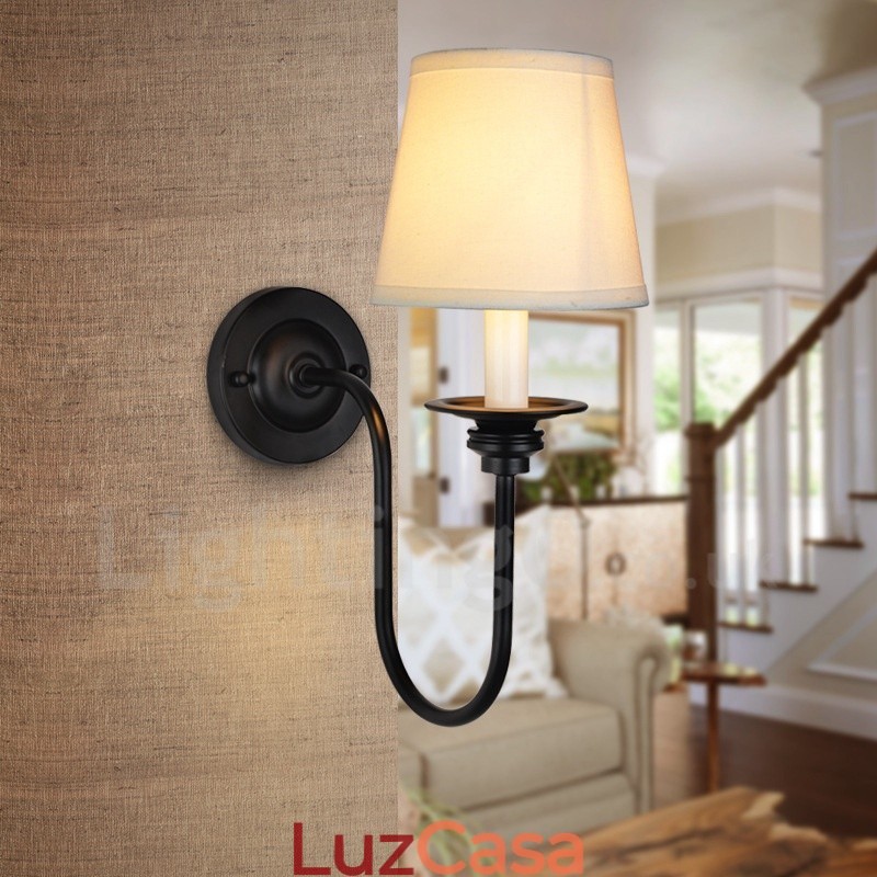 Apliques de parede clássicos tradicionais de luz única para interiores