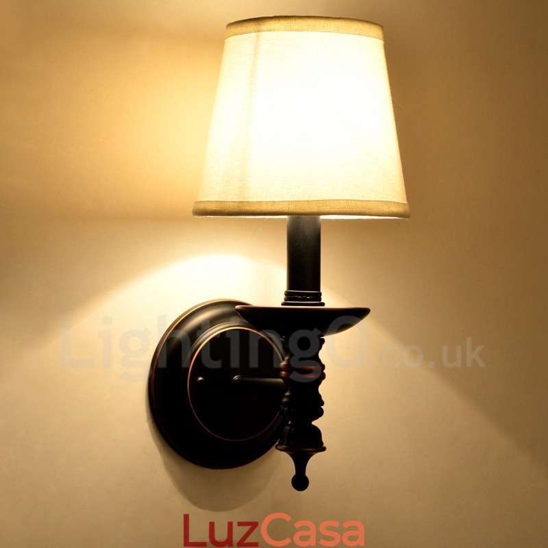Apliques de parede clássicos tradicionais de luz única para interiores