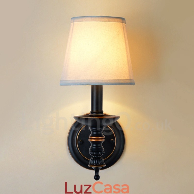 Apliques de parede clássicos tradicionais de luz única para interiores