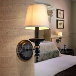 Apliques de parede clássicos tradicionais de luz única para interiores