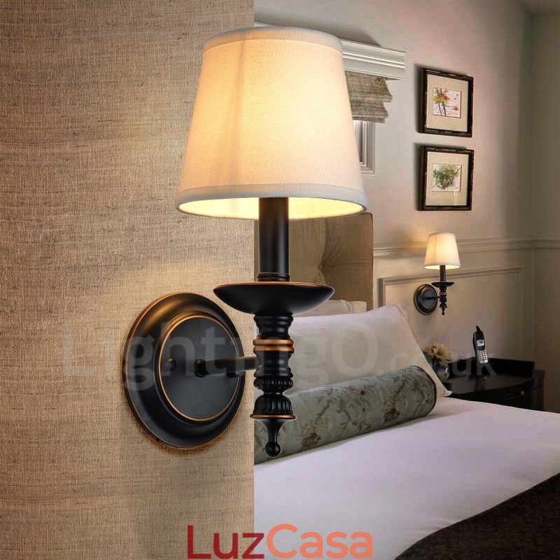 Apliques de parede clássicos tradicionais de luz única para interiores