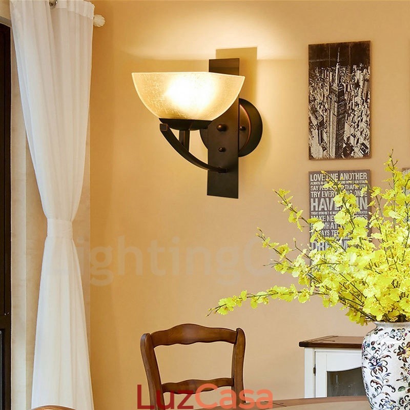 Apliques de parede clássicos tradicionais de luz única para interiores