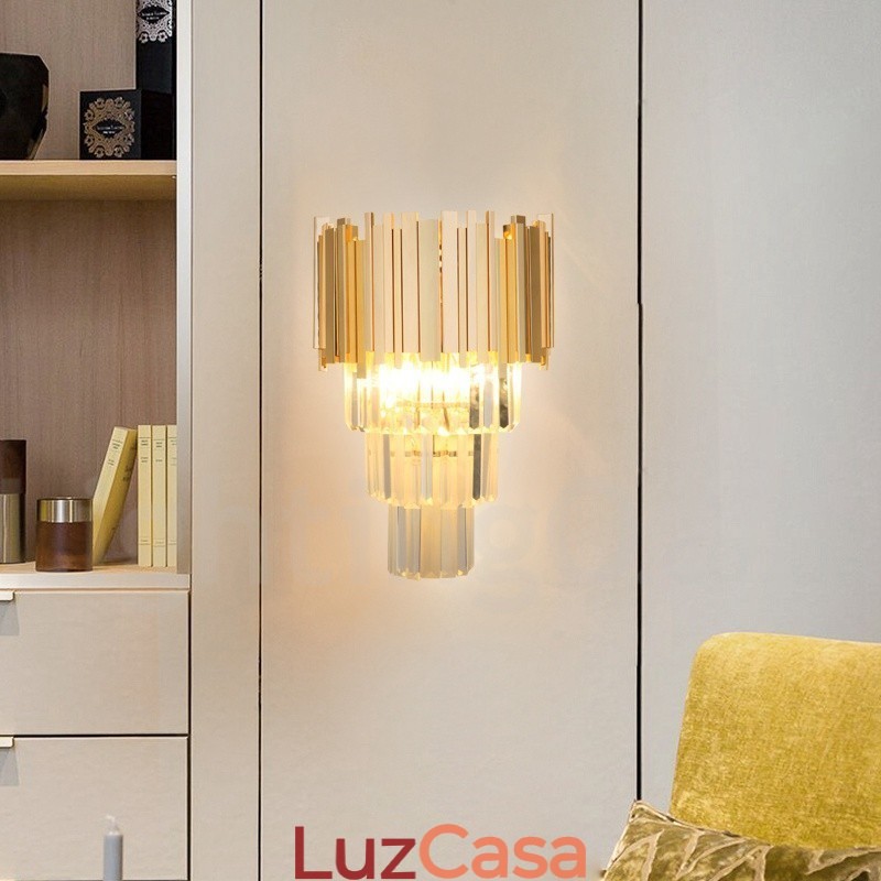 Luminária de parede de cristal K9 de luxo pós-moderna combinando com ouro e cúpula de cristal