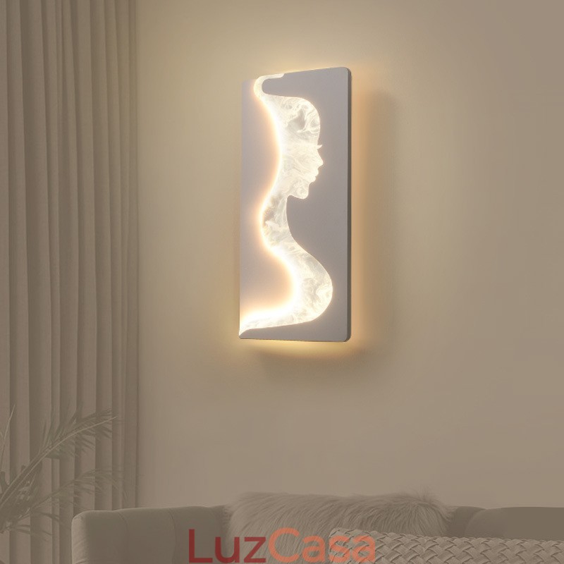 Luminária de parede interna Lovely Girls voltada para a esquerda e direita