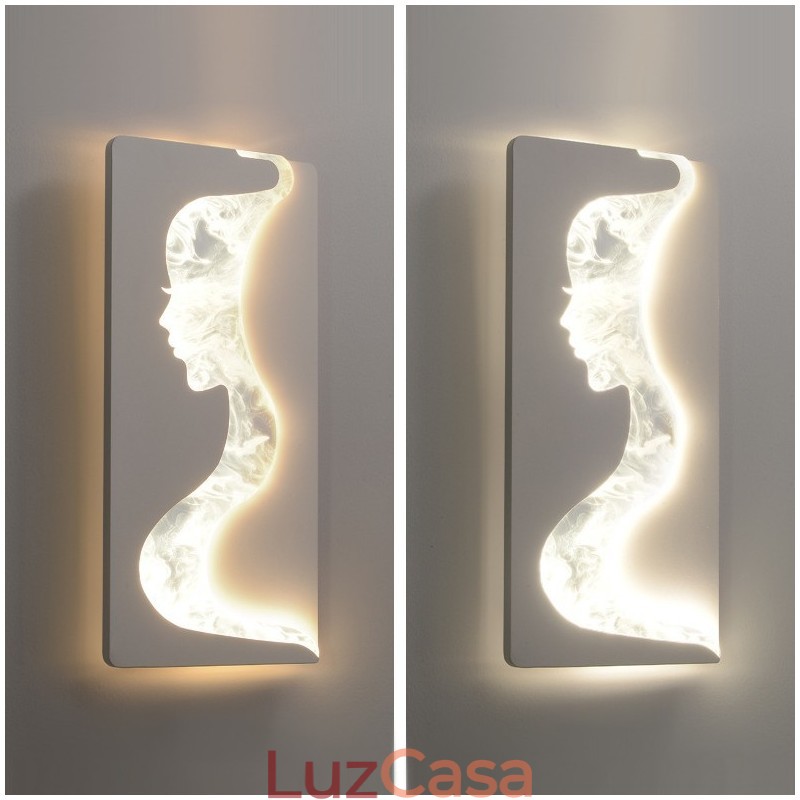 Luminária de parede interna Lovely Girls voltada para a esquerda e direita