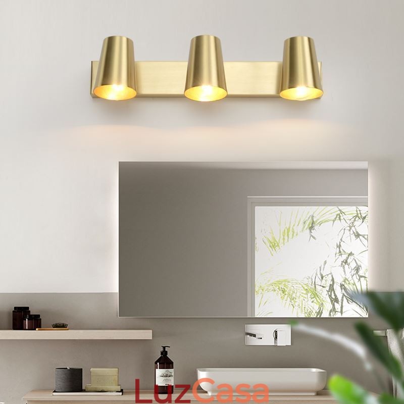 Luminária de parede com foco de luz frontal de espelho de latão nórdico