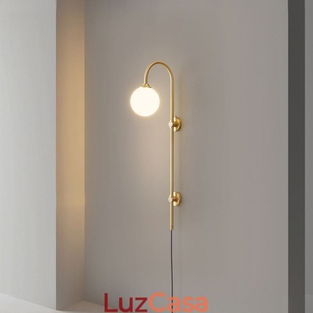 Arandela moderna, luminária de parede dourada escovada Arandela moderna, luminária de parede dourada escovada