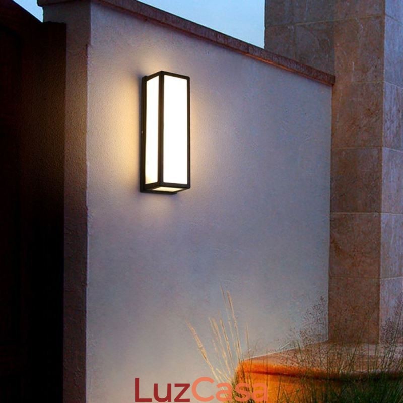 Luminária de parede retangular moderna à prova d'água para varanda de vila