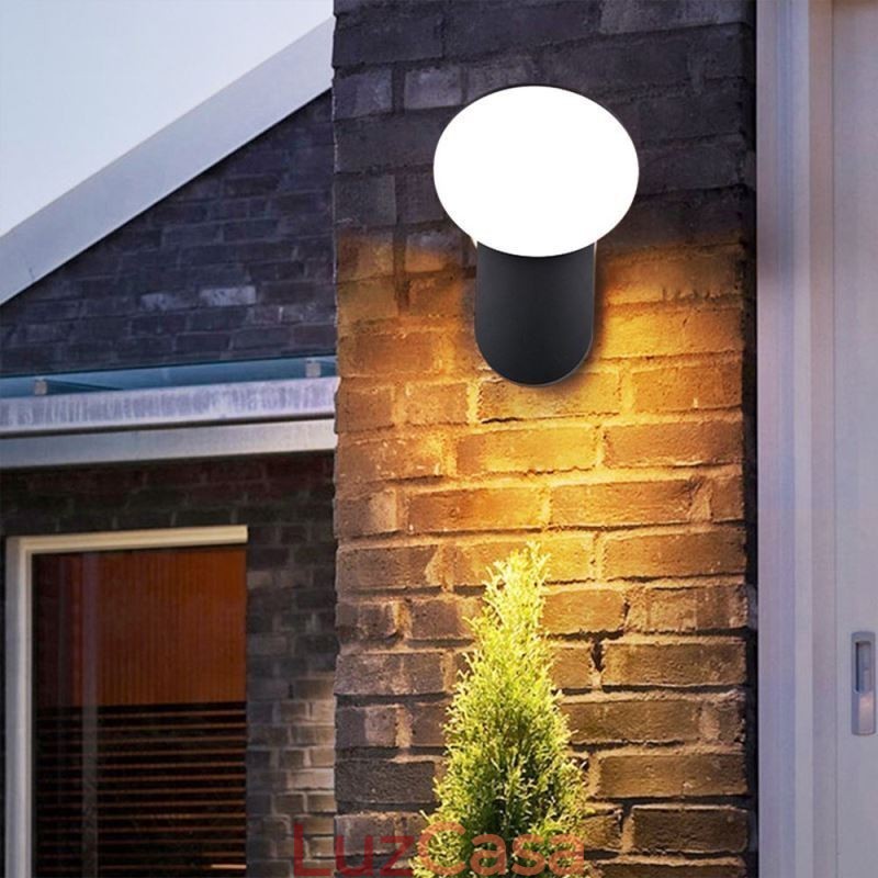 Luminária de parede moderna minimalista de alumínio para jardim, à prova d'água, em formato de crescente