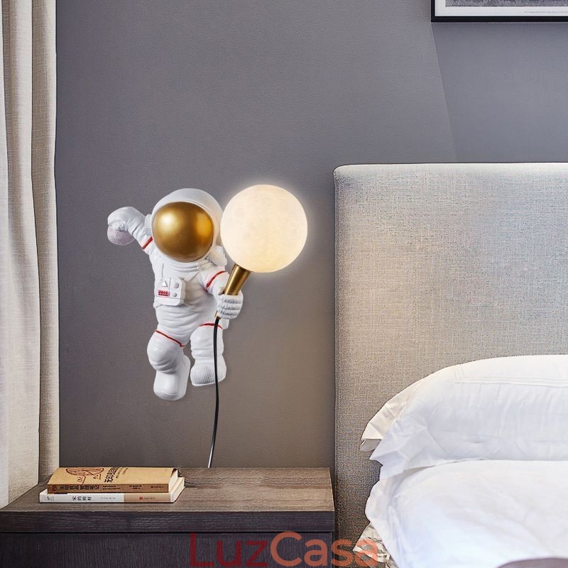 Luminária de parede moderna criativa de astronauta em resina para crianças