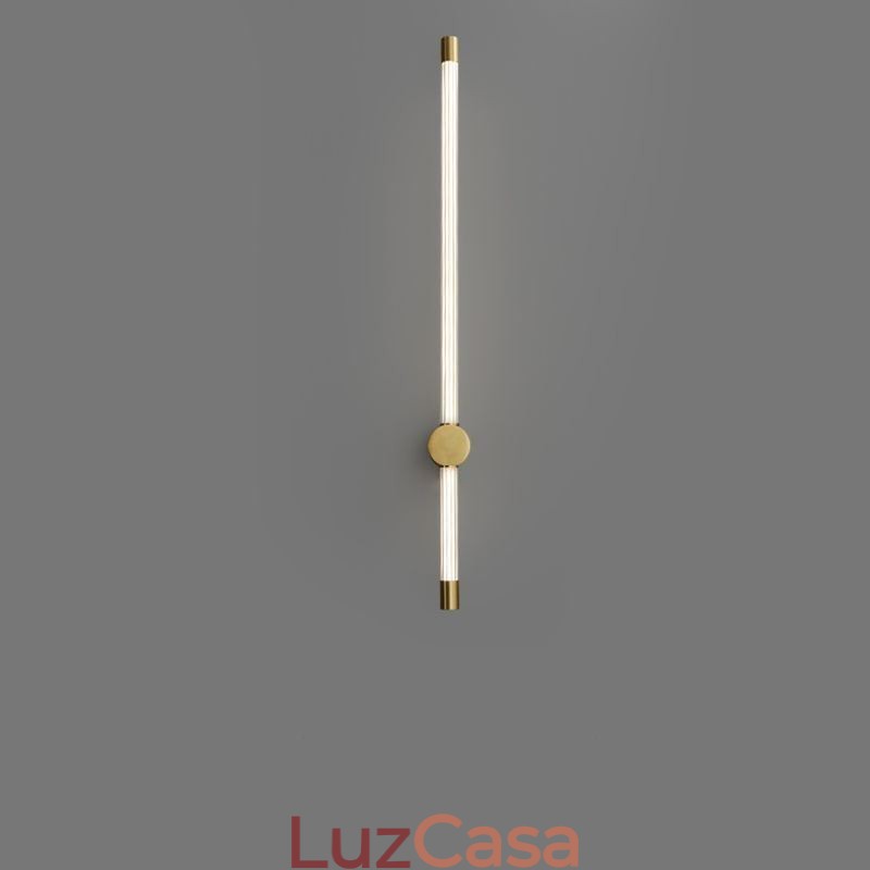 Luminária de parede moderna em tira de acrílico de latão