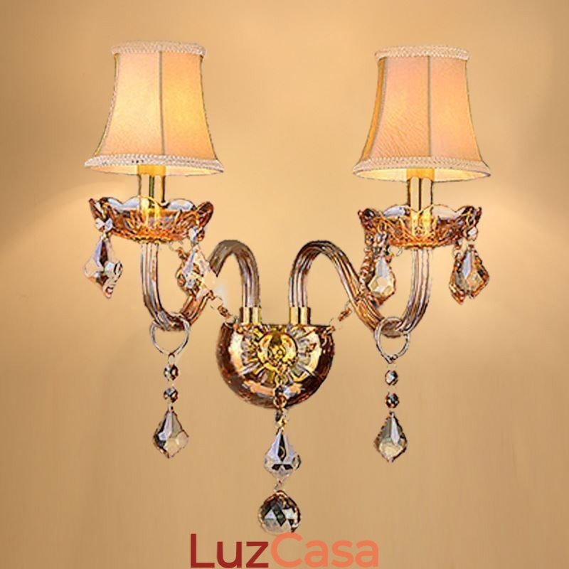 Arandela de cristal europeia elegante com duas luzes de parede e escadas