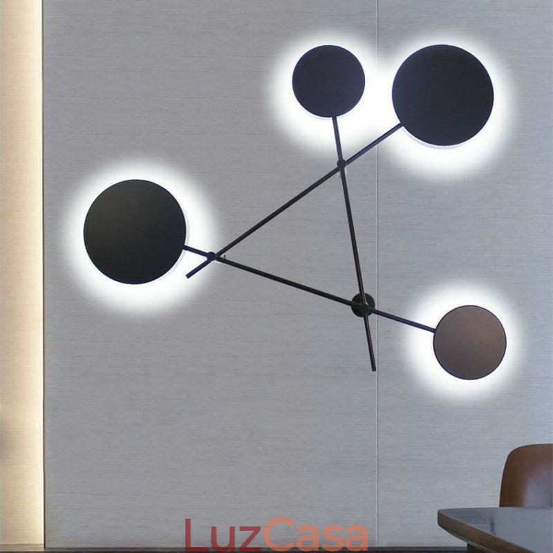 Luminária de parede moderna com formato geométrico em ferro