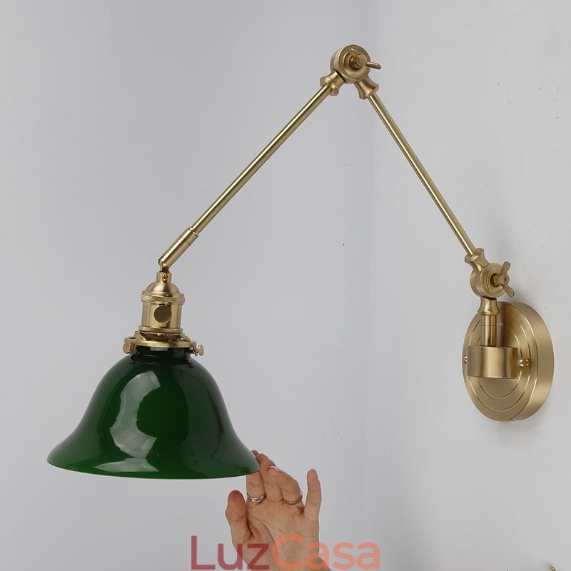 Luminária de parede moderna com cúpula de vidro