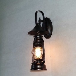 Luminária de parede vintage de metal preto com uma luz