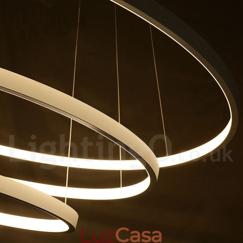 Luminária pendente regulável com controle remoto, design moderno, três anéis