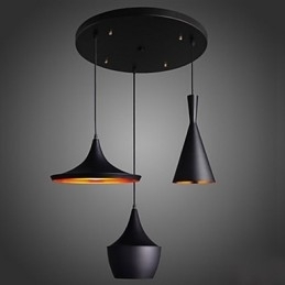 Luminária pendente aerodinâmica em preto