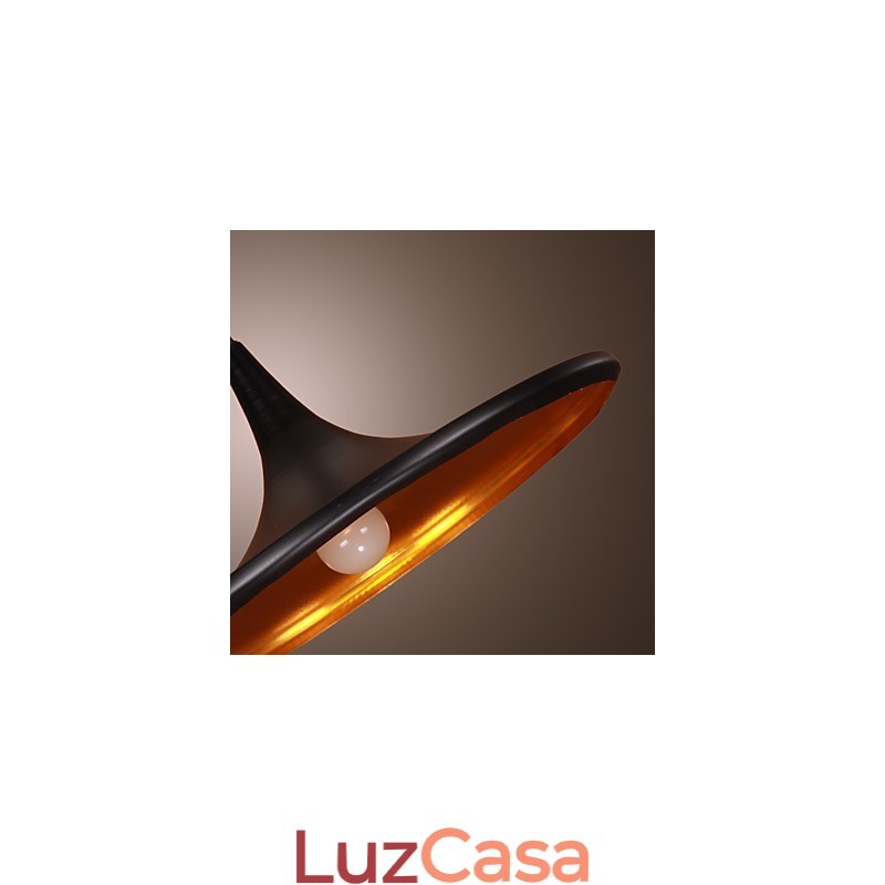 Luminária pendente contemporânea de alumínio com cúpula preta